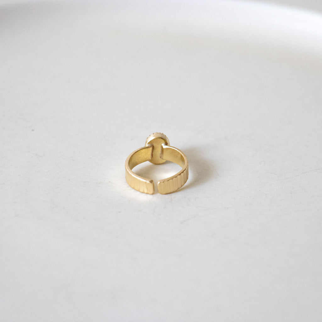 SURUME. Cutting Stone Ring