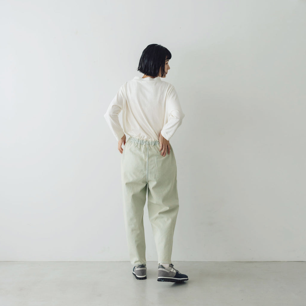 TISSU コットンデニム イージーテーパードパンツ