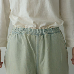 TISSU コットンデニム イージーテーパードパンツ