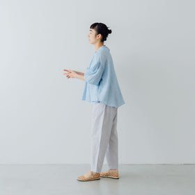 UNIVERSAL TISSU 袖口シャーリングブラウス