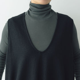 UNIVERSAL TISSU ウール圧縮 ジャンパードレス