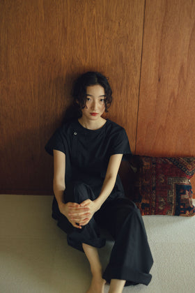 UNIVERSAL TISSU ナチュラルタイプライター ハーフスリーブ3Dオールインワン