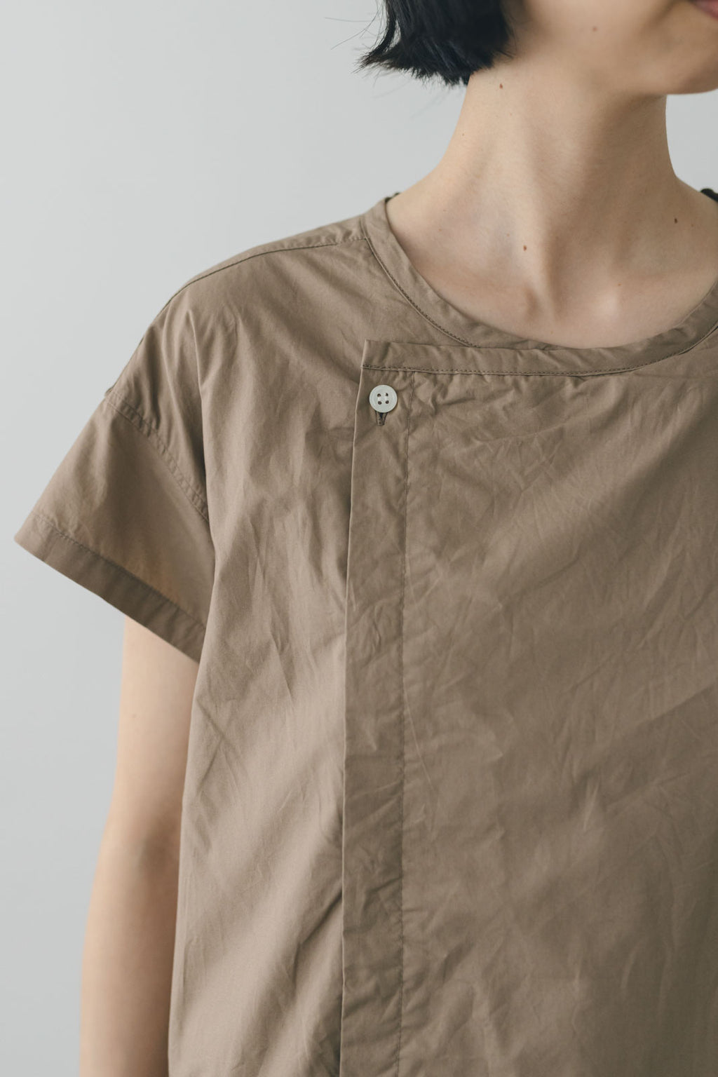 UNIVERSAL TISSU ナチュラルタイプライター ハーフスリーブ3Dオールインワン