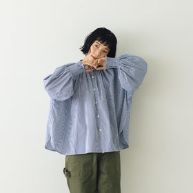 UNIVERSAL TISSU バンドカラーシャーリングブラウス ストライプ