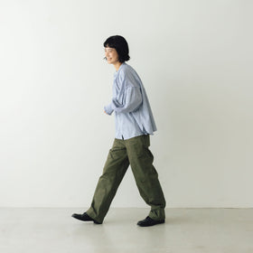 UNIVERSAL TISSU バンドカラーシャーリングブラウス ストライプ