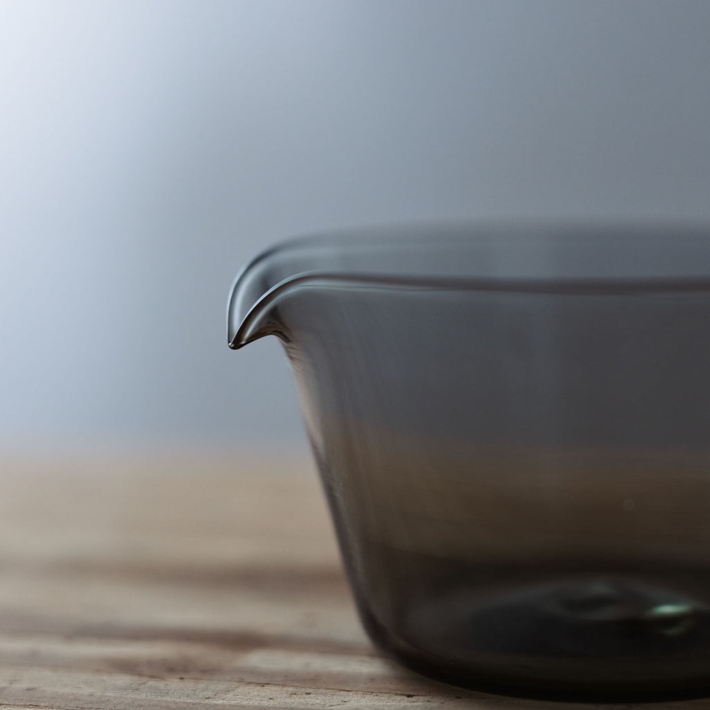 WASHIZUKA GLASS STUDIO katakuchi charcoal