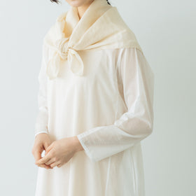 Yoli Cotton ramie scarf ベージュ