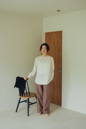 〈くらすこと別注〉miiThaaii チャンドラー イージーパンツ(別注カラー)