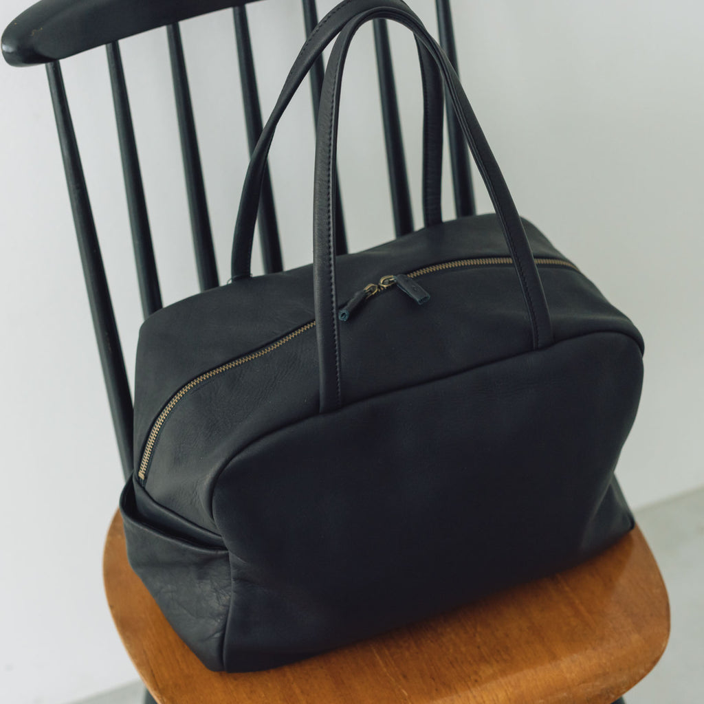 a(アー)ボストンバッグ