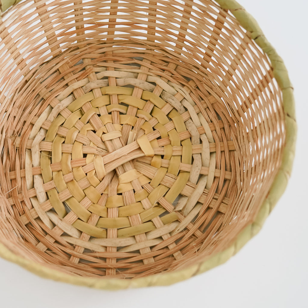 ルオー族のザル(小)