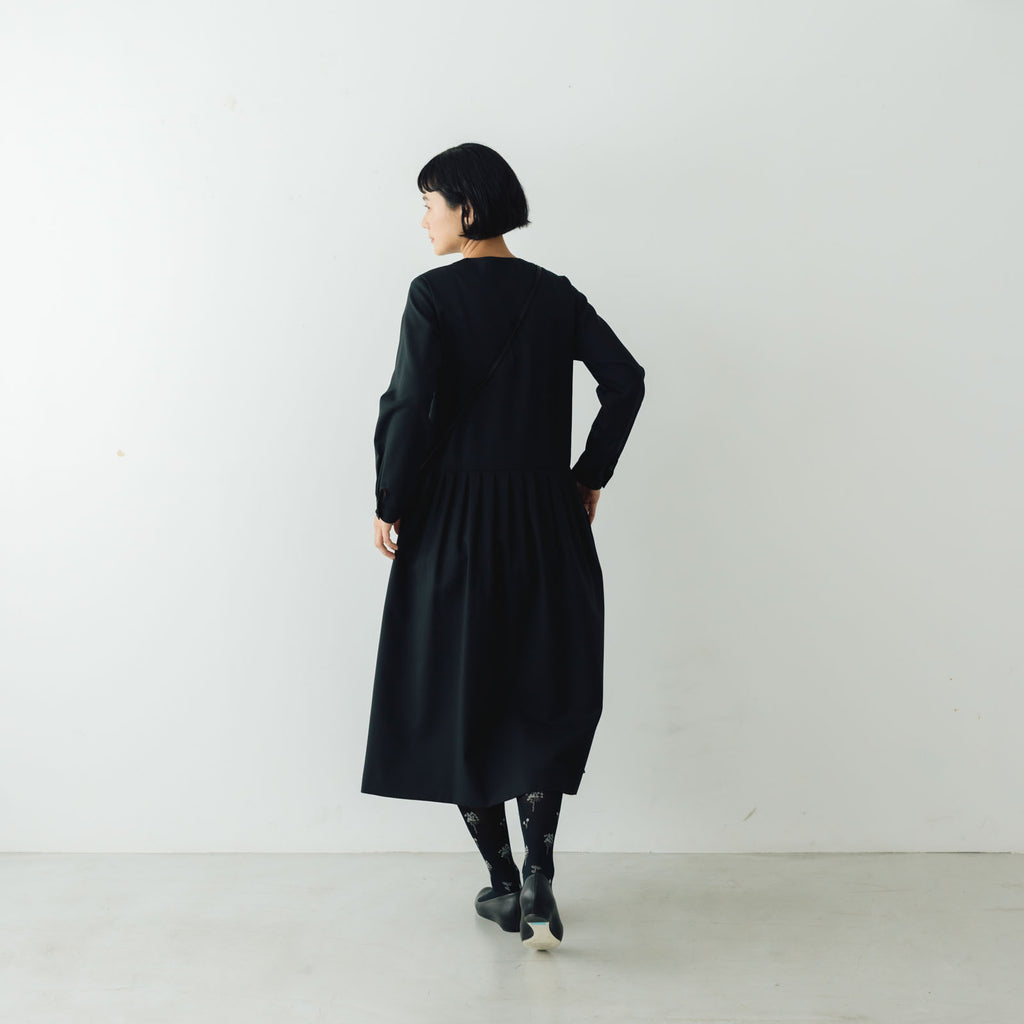 atelier naruse FORMAL クルミボタンワンピース