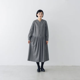 atelier naruse FORMAL クルミボタンワンピース