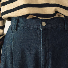 atelier naruse コットンデニム タックパンツ