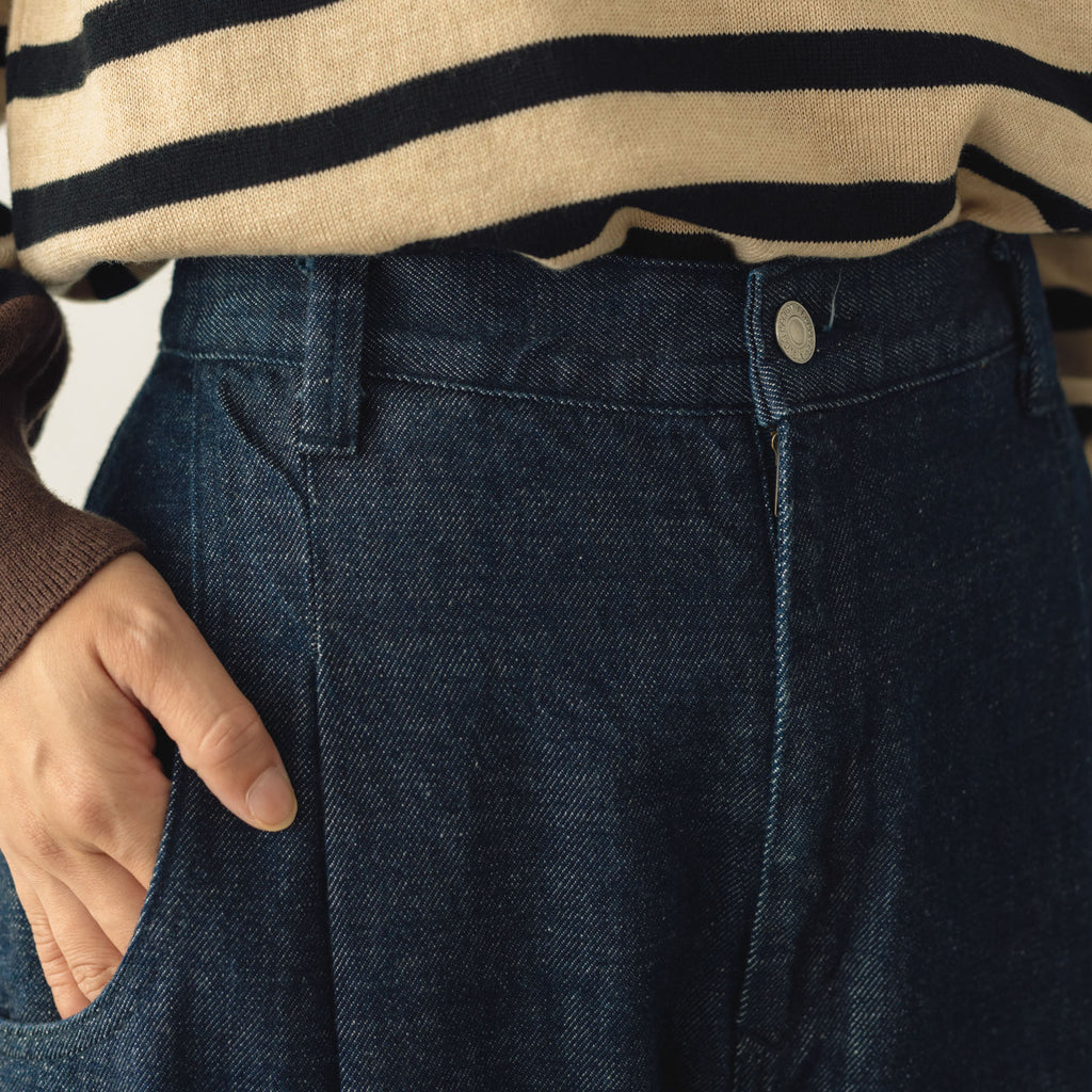 atelier naruse コットンデニム タックパンツ