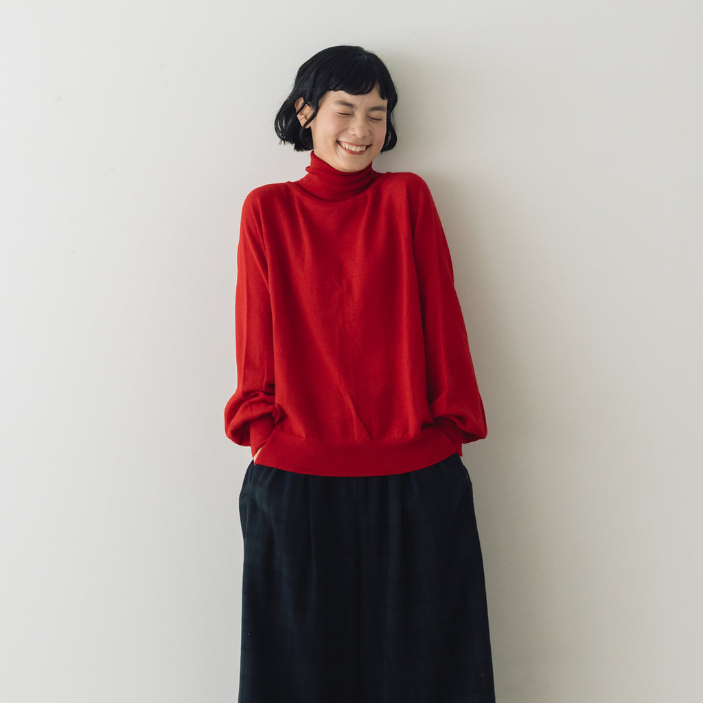 atelier naruse ウールタートルネックニット