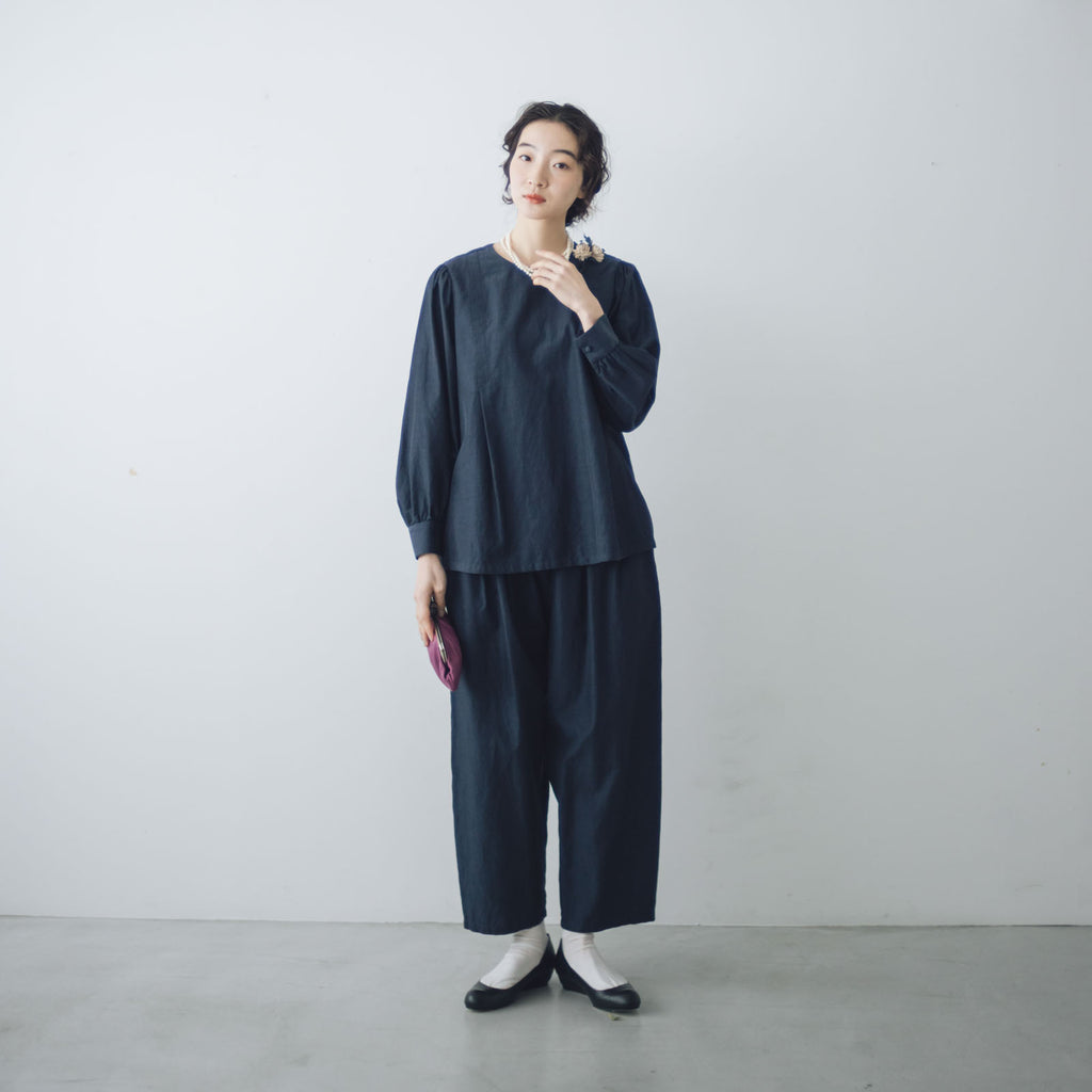 「わたしたちらしい、大人のかわいらしさ」ブラウス+サルエルパンツのセットアップ