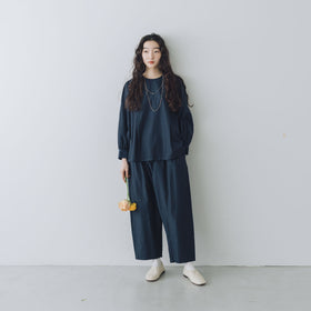 「わたしたちらしい、大人のかわいらしさ」ブラウス+サルエルパンツのセットアップ