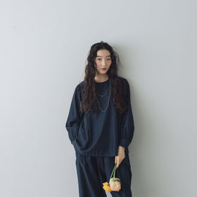 「わたしたちらしい、大人のかわいらしさ」ブラウス+サルエルパンツのセットアップ