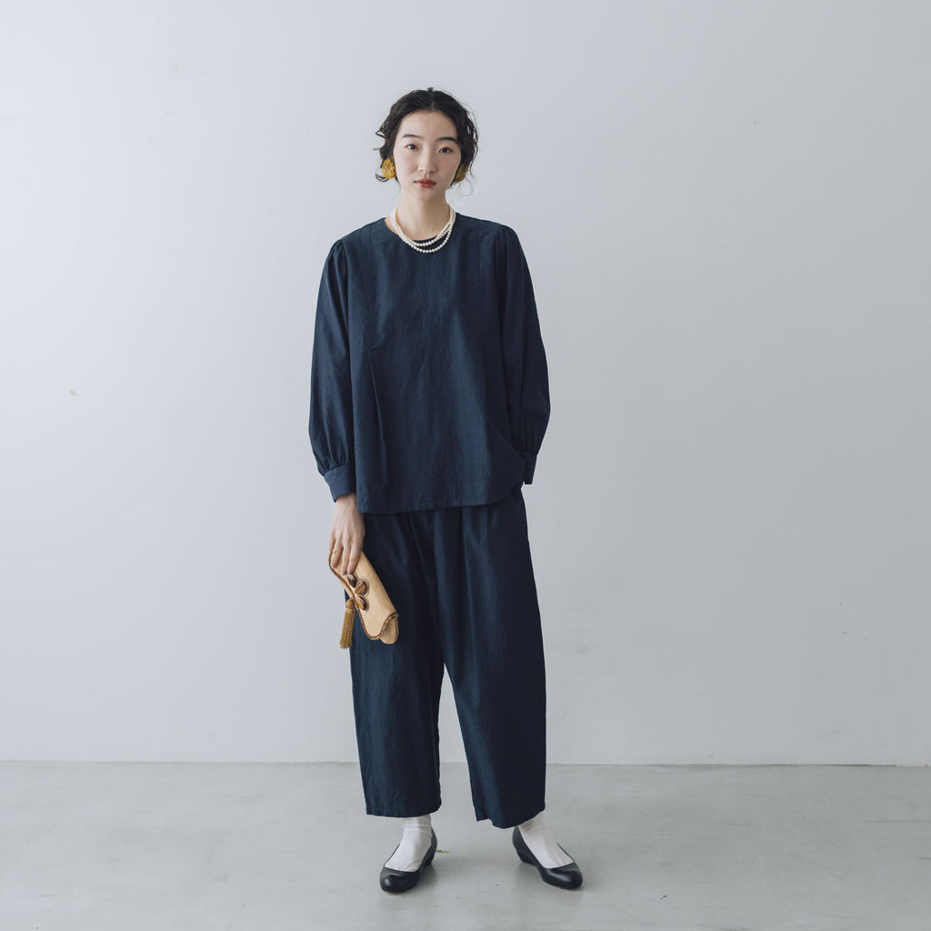 「わたしたちらしい、大人のかわいらしさ」ブラウス+サルエルパンツのセットアップ