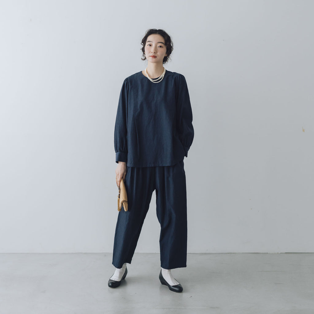 「わたしたちらしい、大人のかわいらしさ」ブラウス+サルエルパンツのセットアップ