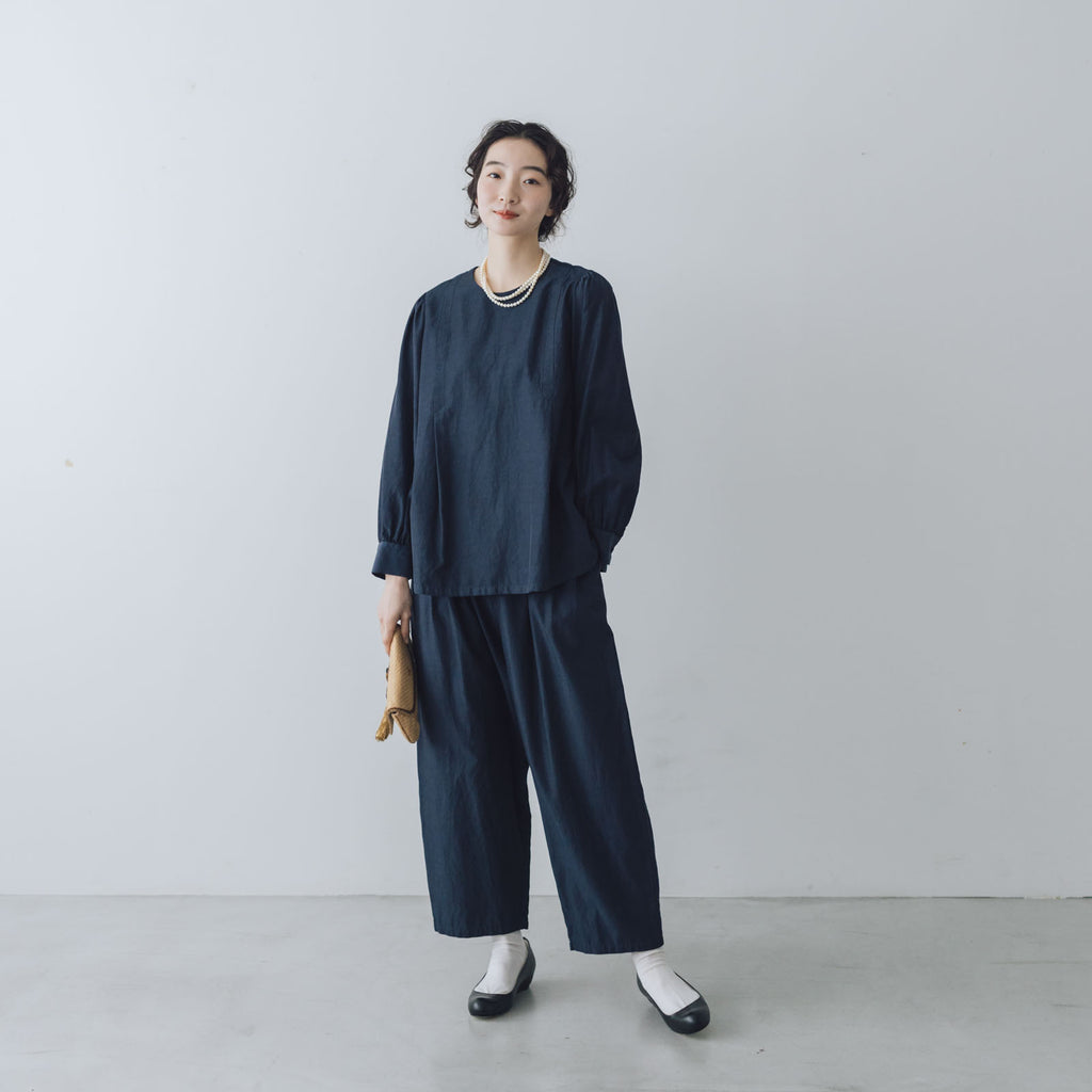 「わたしたちらしい、大人のかわいらしさ」ブラウス+サルエルパンツのセットアップ