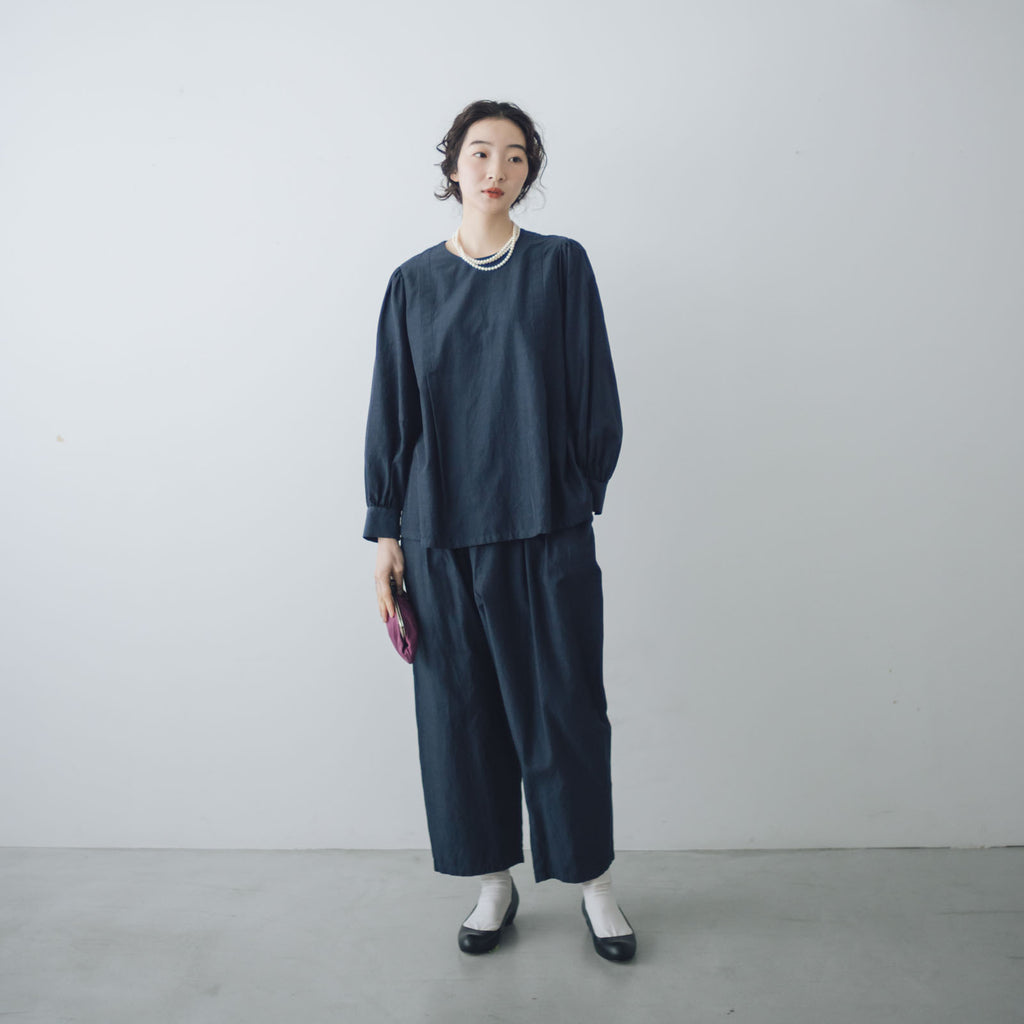 「わたしたちらしい、大人のかわいらしさ」ブラウス+サルエルパンツのセットアップ