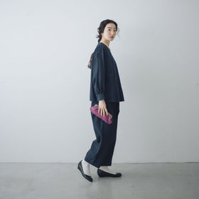 「わたしたちらしい、大人のかわいらしさ」ブラウス+サルエルパンツのセットアップ