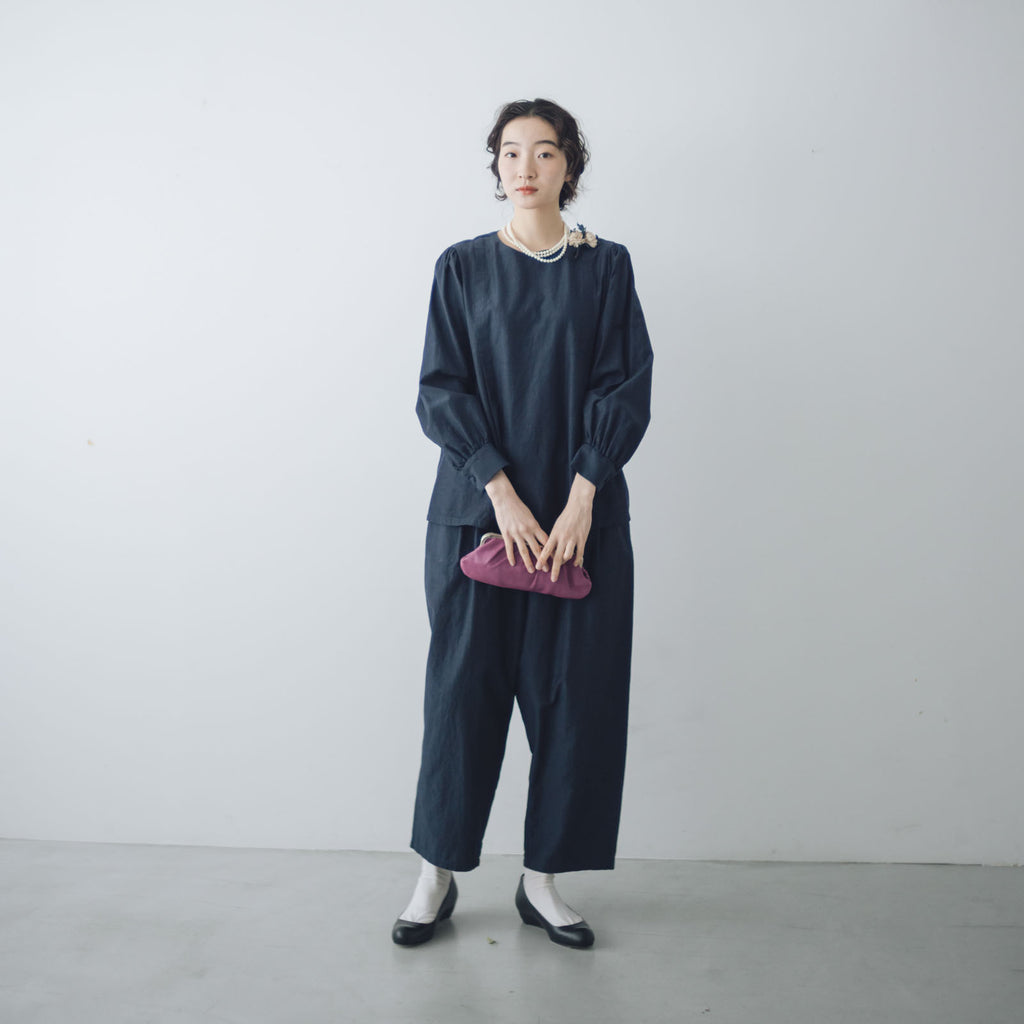 「わたしたちらしい、大人のかわいらしさ」ブラウス+サルエルパンツのセットアップ