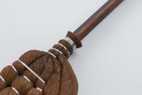 高田耕造商店 しゅろのやさしいほうき五玉 焼檜柄