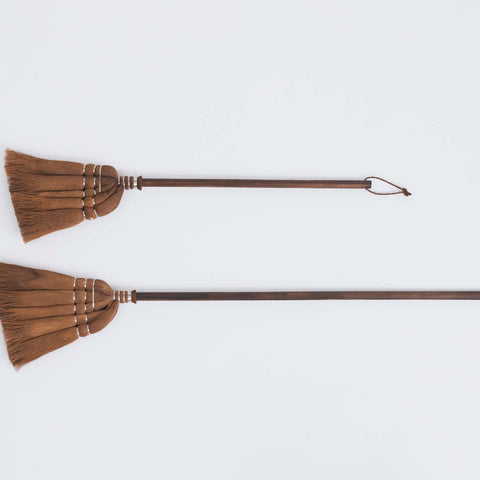 高田耕造商店 しゅろのやさしいほうき五玉  焼檜柄