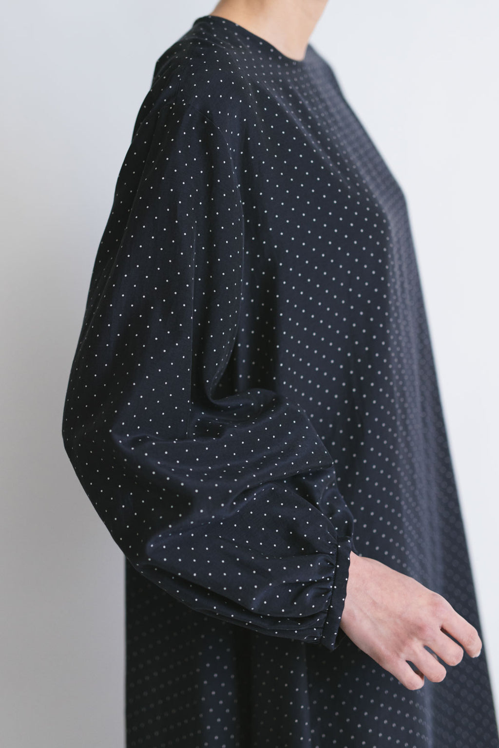 fruits of life ドットギャザーワンピース 水玉