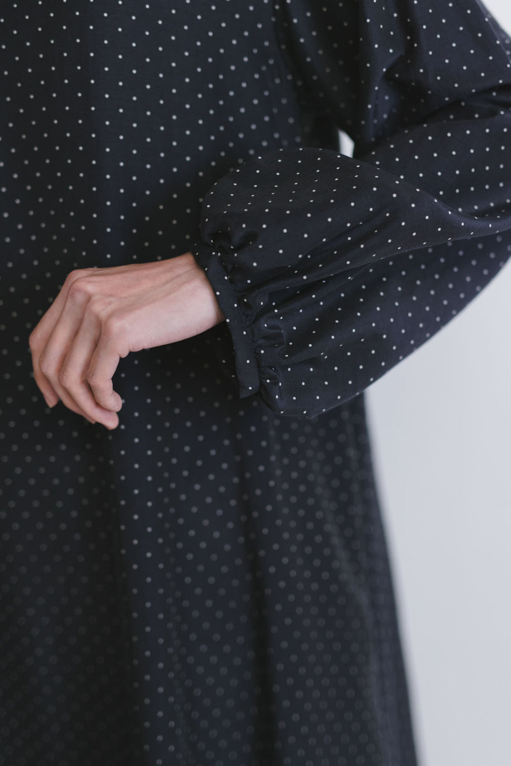 fruits of life ドットギャザーワンピース 水玉