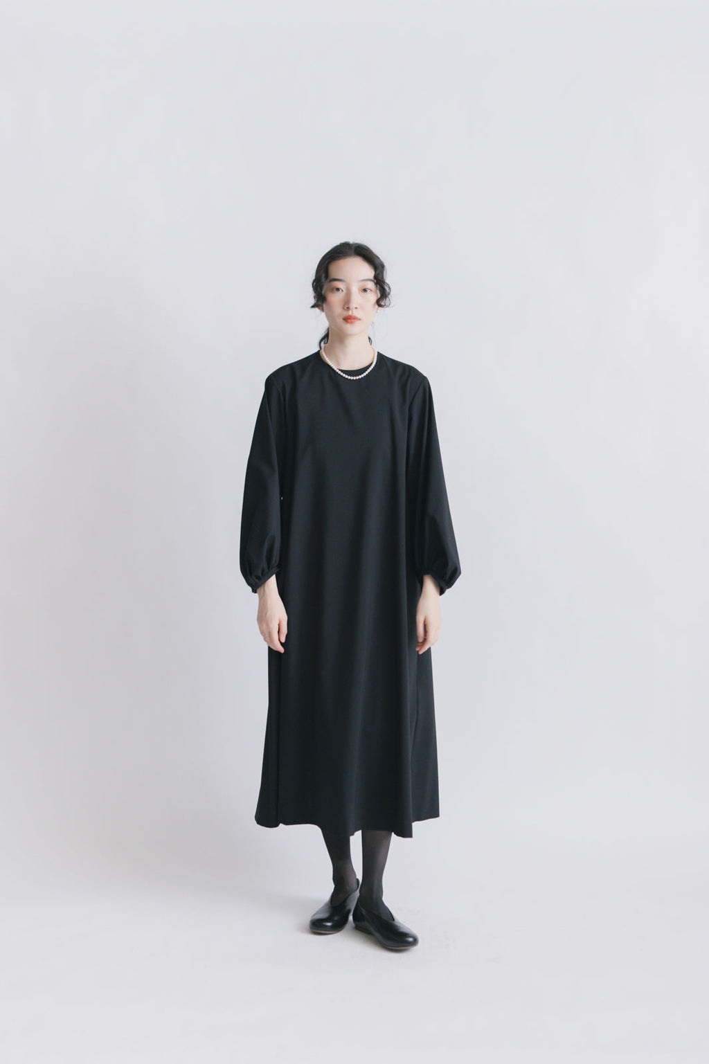 fruits of life ウールギャザーワンピース 黒色/ブラック