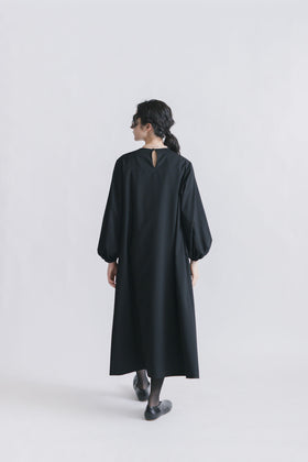 fruits of life ウールギャザーワンピース 黒色/ブラック