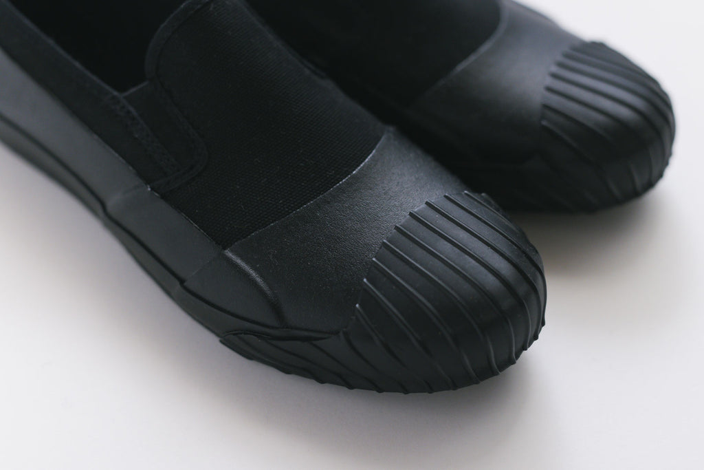 MOONSTAR ALW SLIP-ON ブラック