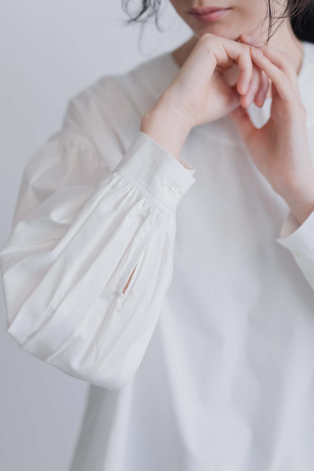 FRANCESCA AMAM LABEL ギャザースリーブブラウス