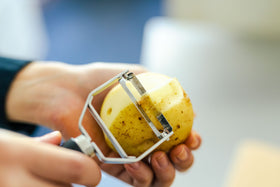 Deglon スピードピーラー(ギザ刃)