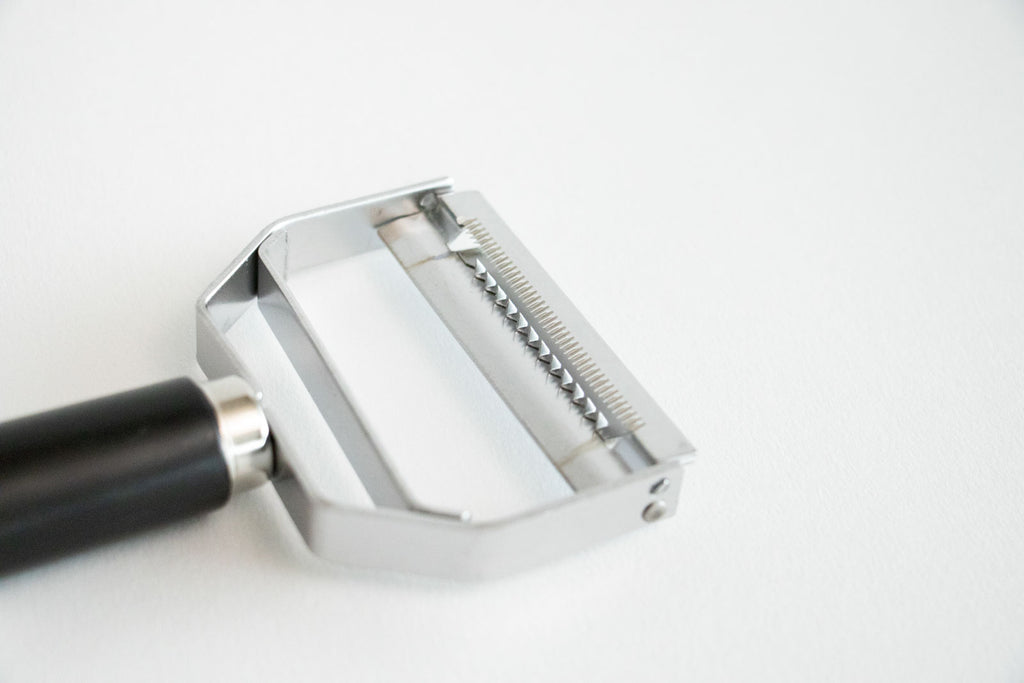 Deglon ジュリエンヌピーラー