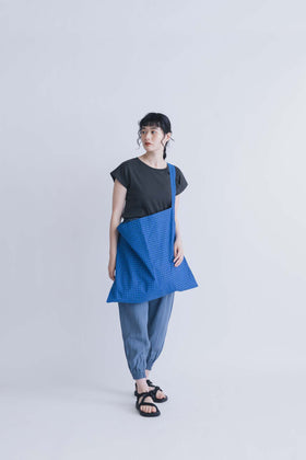 miiThaaii フェルベジショルダーバッグ(カラーアソート)