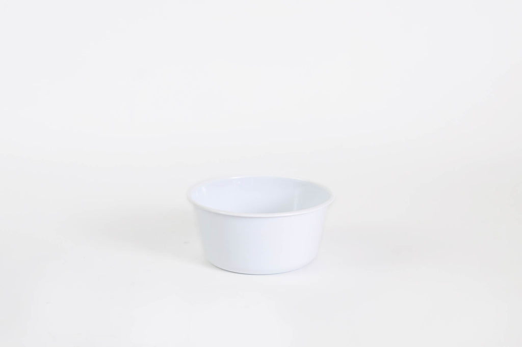 ホーローの洗面器