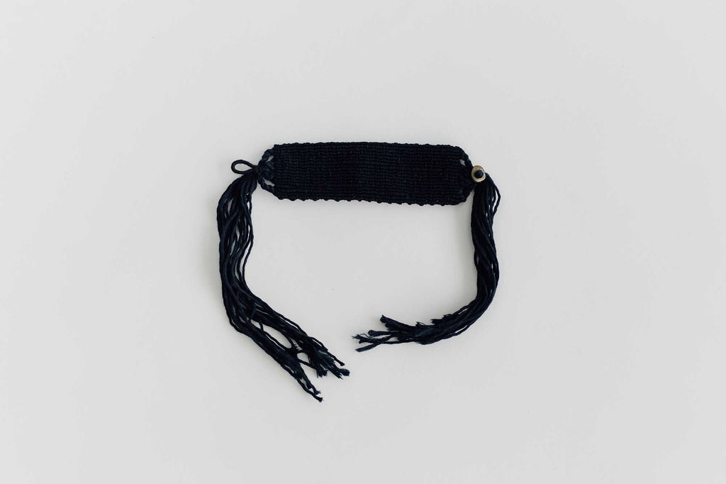 jitsu 糸バングル 黒