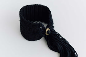 jitsu 糸バングル 黒