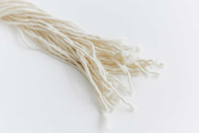 jitsu 糸バングル 白