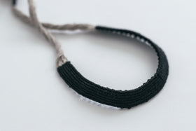 jitsu 糸首飾り/フリンジ ベージュブラック