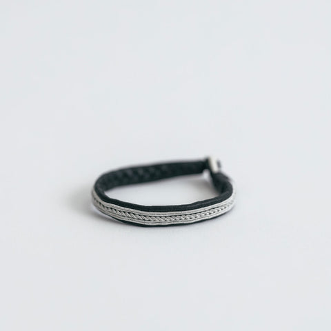 jitsu サーミブレスレット ブラック 0.8cm