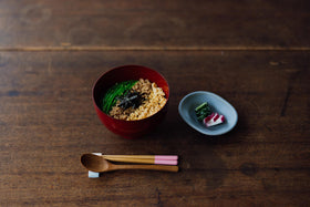 松屋漆器店の使い勝手のいい小どんぶり