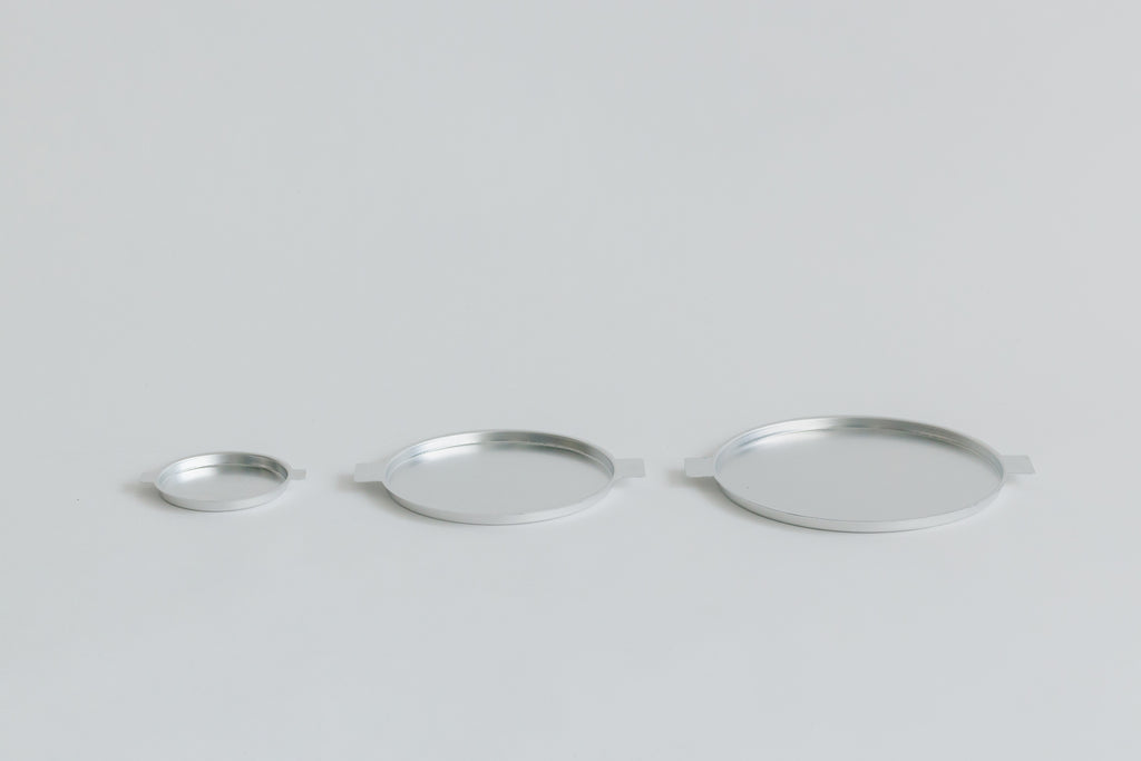 yumiko iihoshi porcelain アルミトレー ラウンド