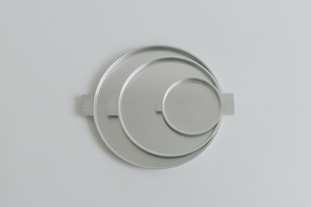 yumiko iihoshi porcelain アルミトレー ラウンド