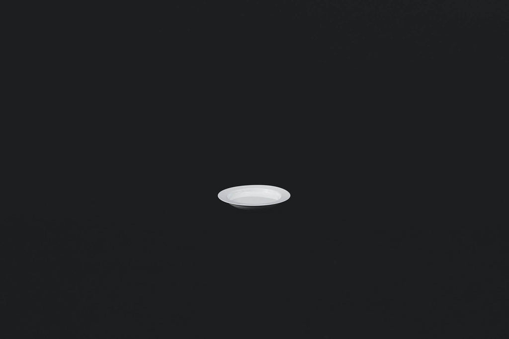 〈くらすこと別注〉yumiko iihoshi porcelain unjour plate ivory(つやあり)