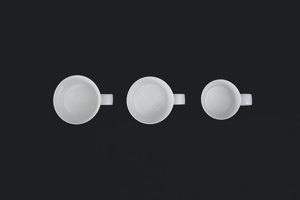 〈くらすこと別注〉yumiko iihoshi porcelain unjour cup(つやあり)